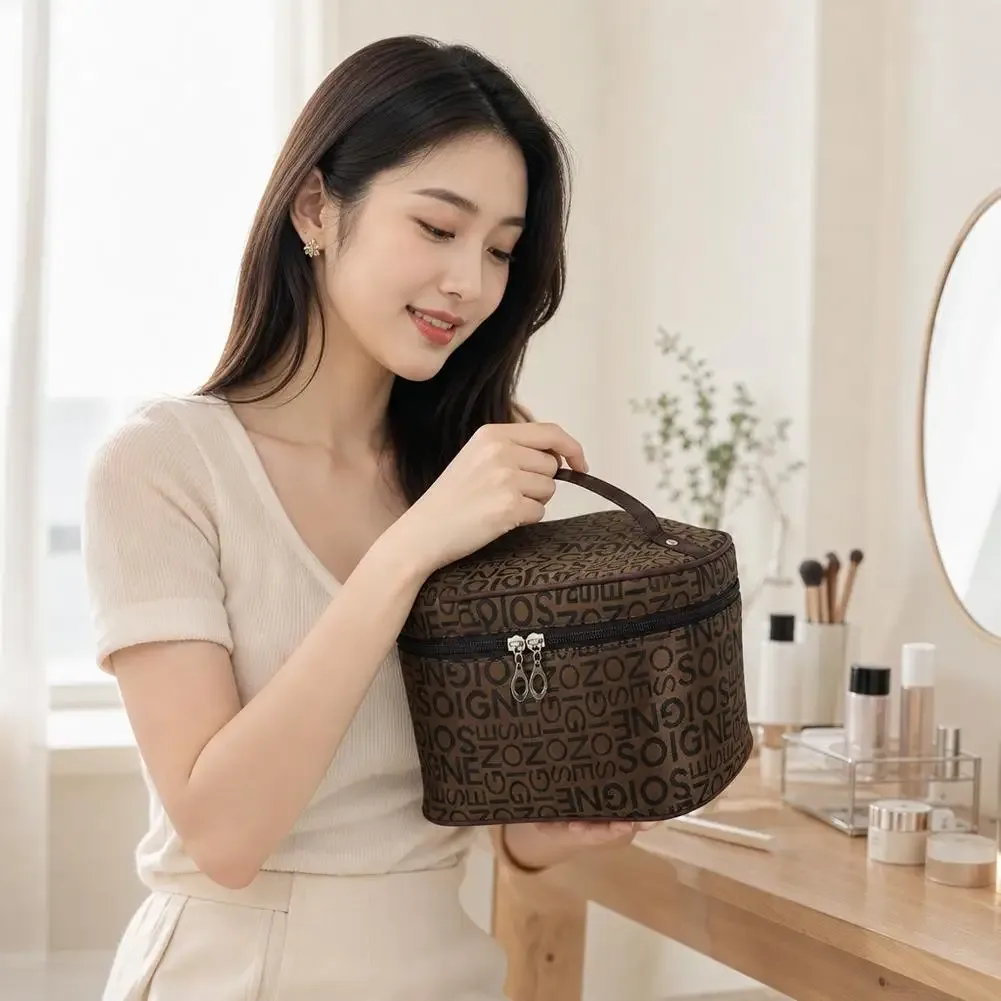 trousse de maquillage grande capacité à motif lettres, organiseur de cosmétiques portable, sac de toilette de voyage pour femme, idéal pour les voyages d'affaires et la salle de sport