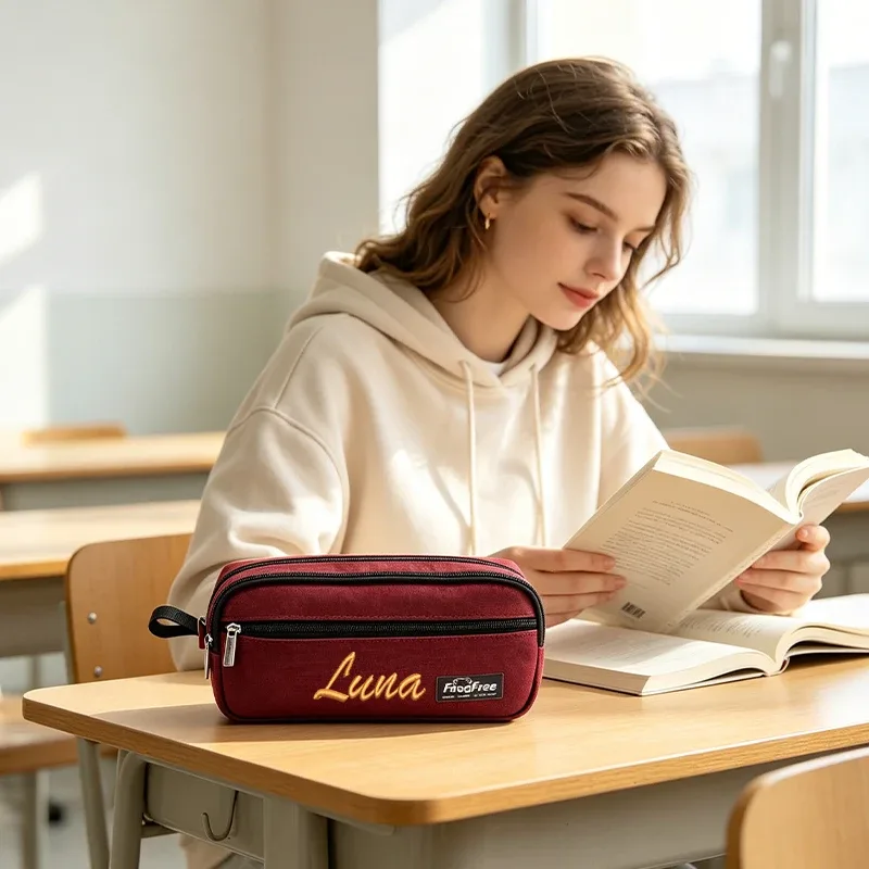 trousse polyester solide personnalisation lettres dorées compartiments maquillage voyage noir bleu rouge gris kaki