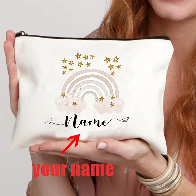 trousse de maquillage avec nom personnalisé pour enseignant arc-en-ciel, cadeau de remise de diplôme personnalisé pour enseignants, trousse à crayons, cadeau de rentrée scolaire, bourse pour femmes