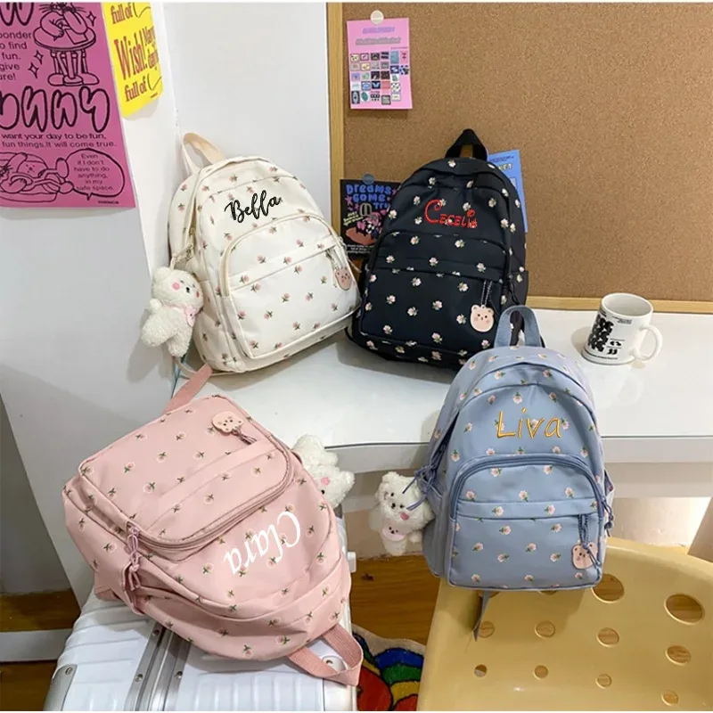 sac à dos personnalisé avec nom et petite fleur fragmentée, sacoche de voyage de grande capacité, style campus, pour femmes