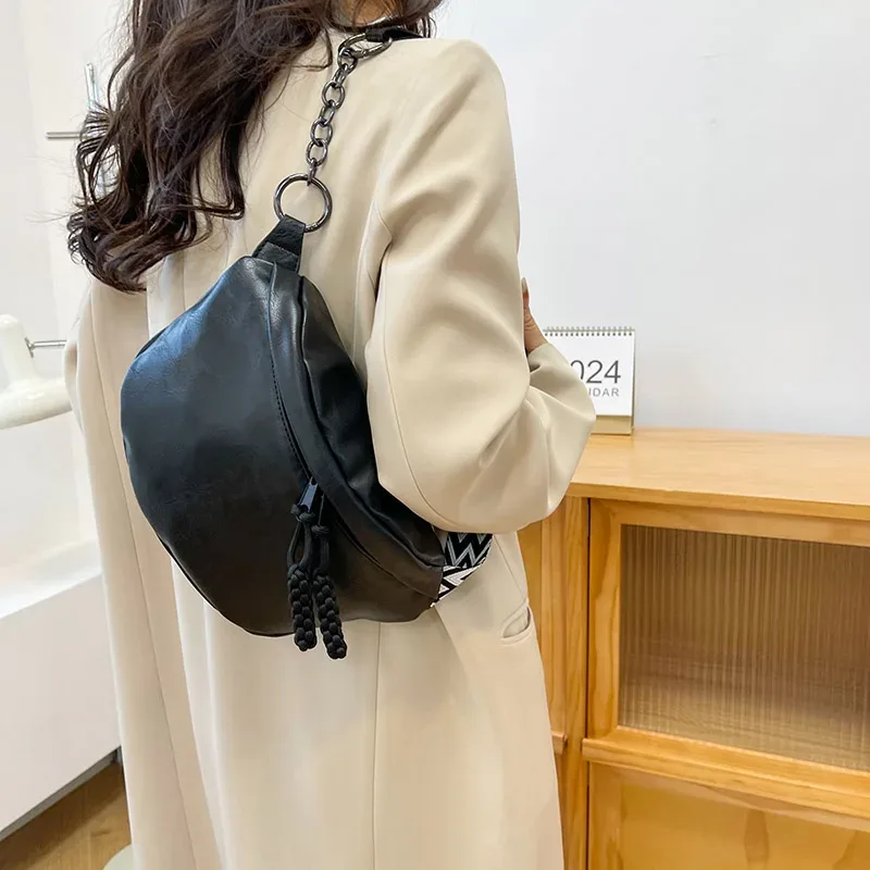sac de taille en cuir souple pour femmes, sac banane avec chaîne, sac à bandoulière de bonne qualité, sacs de poitrine de styliste à la mode