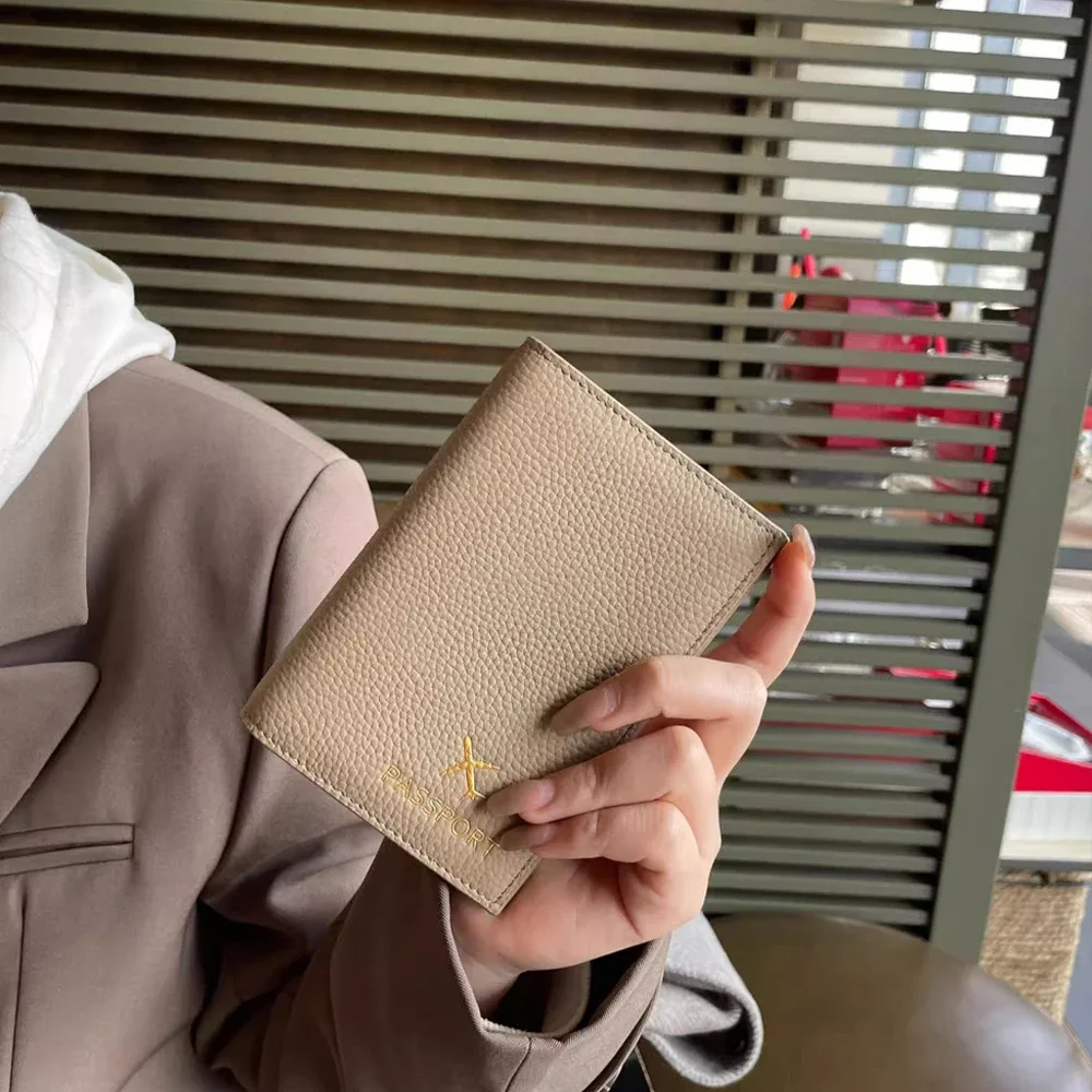 porte-passeport en cuir de galets véritables, étui de protection de passeport de voyage, portefeuille de créateur de luxe