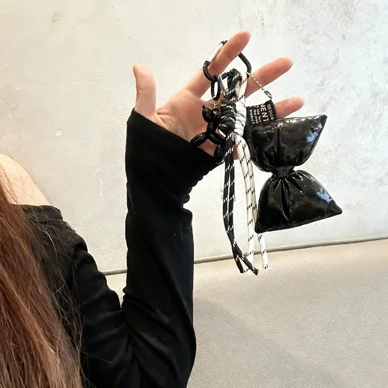 Porte-clés à nœud en cuir matelassé doux, organisateur, Mini breloque de sac mignon pour filles, porte-clés à nœud coréen avec pendentif