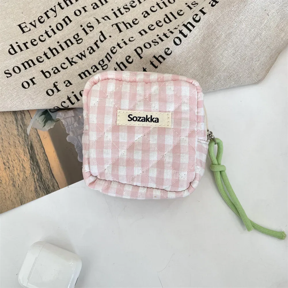 mini sac cosmétique carré à carreaux mignon pour femmes, écouteurs portables, rouge à lèvres, serviettes hygiéniques, stockage de poudres, petits sacs de maquillage à fermeture éclair
