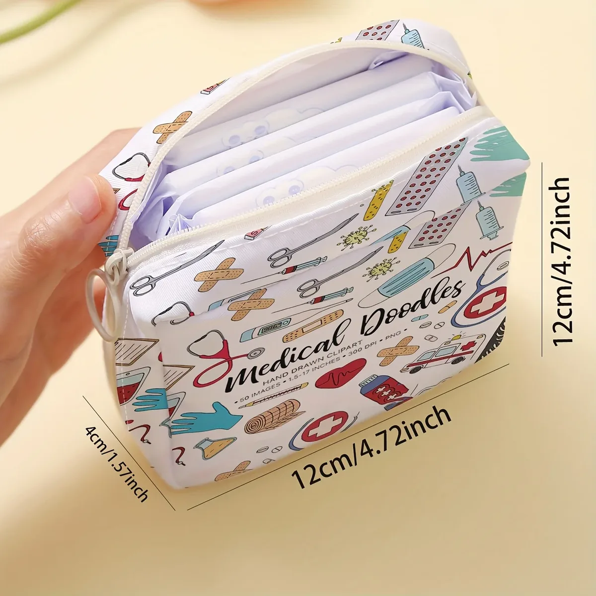 trousse polyester motifs médicaux blanc beige petite format carré zippée cosmétiques maquillage voyage santé soins visage