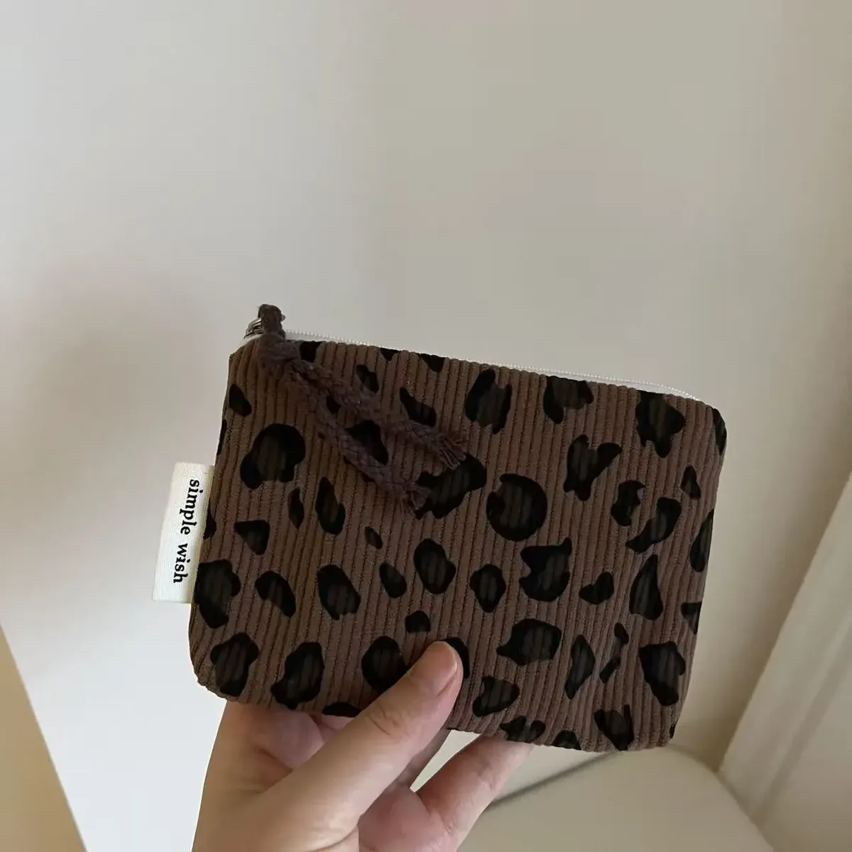 portefeuille rétro imprimé léopard pour femmes, mini pochette, porte-monnaie, sac de rangement, sac pour serviettes hygiéniques
