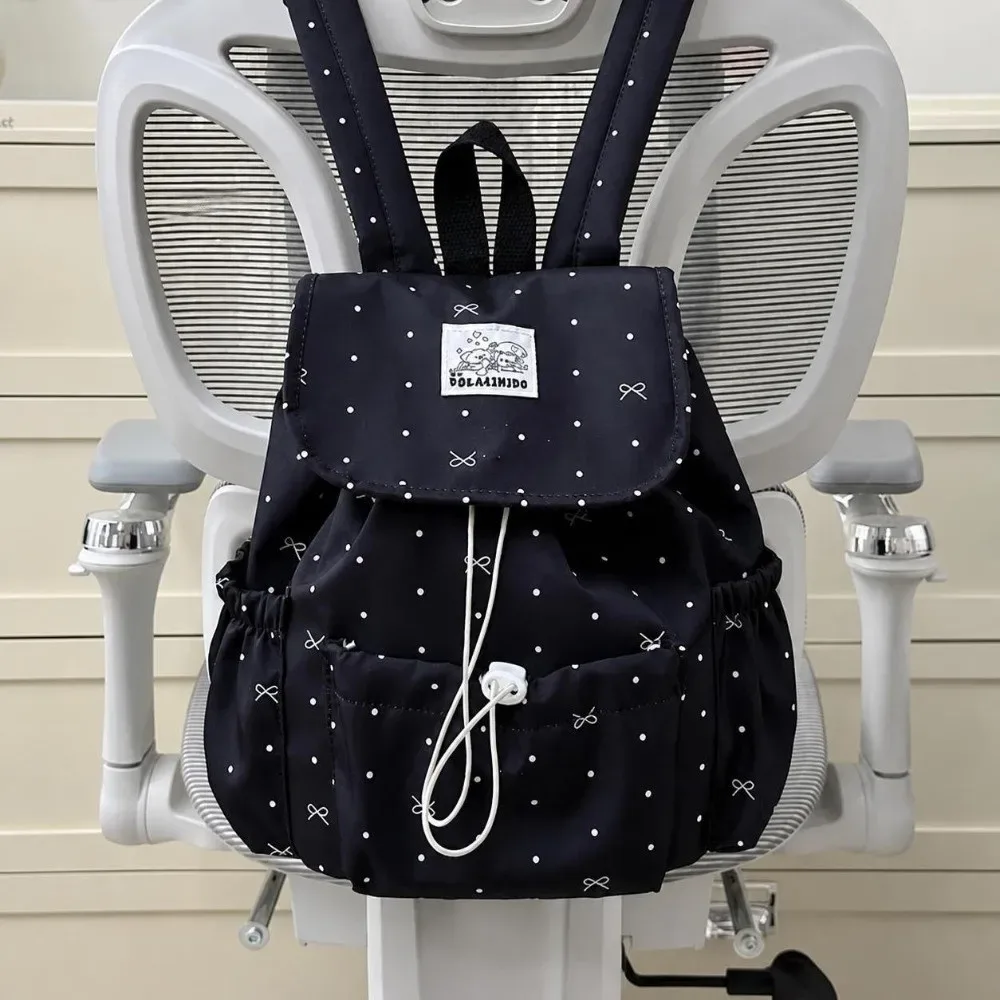 sac à dos à pois avec cordon de serrage et nœud, ultra léger, double bandoulière, grande capacité, en nylon, pour les trajets quotidiens et les voyages.