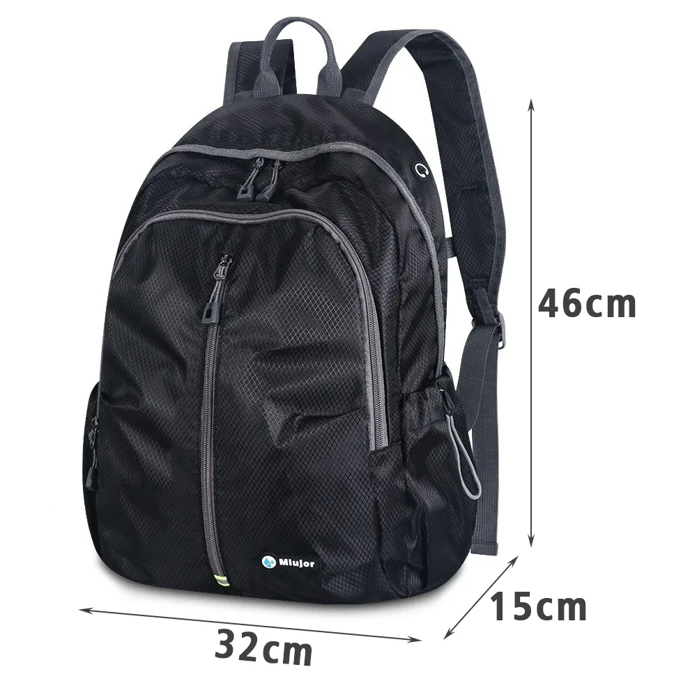 sac à dos pliable imperméable avec port pour écouteurs, sac à dos de randonnée léger de grande capacité pour le camping en plein air et les voyages, 11 couleurs