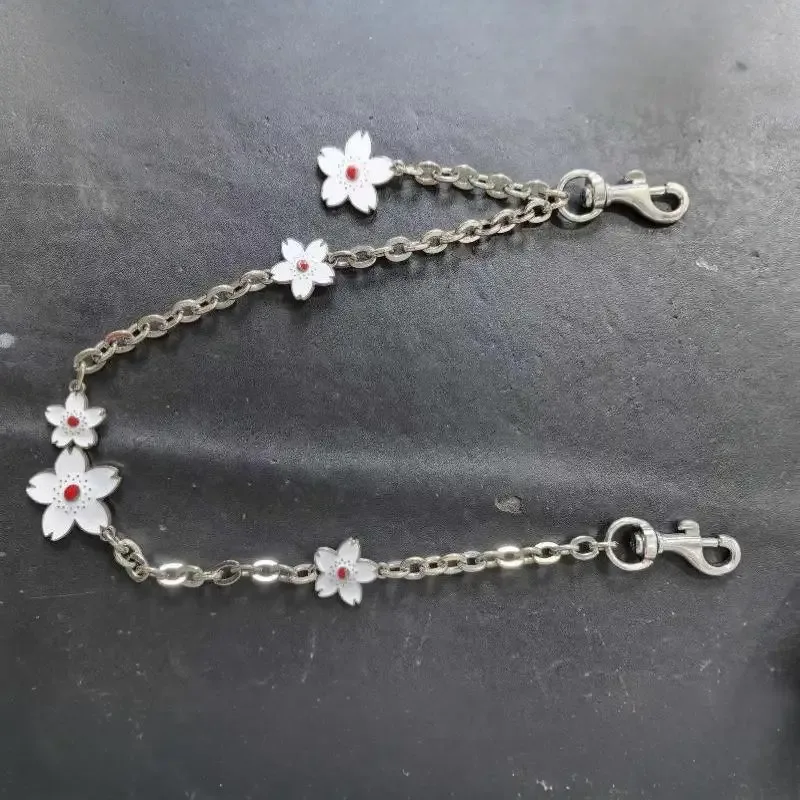bracelet extensible zinc motif fleur coeur décoration sac femmes chaîne ornementation multifonction usage jour personnalisation style chic mode transport