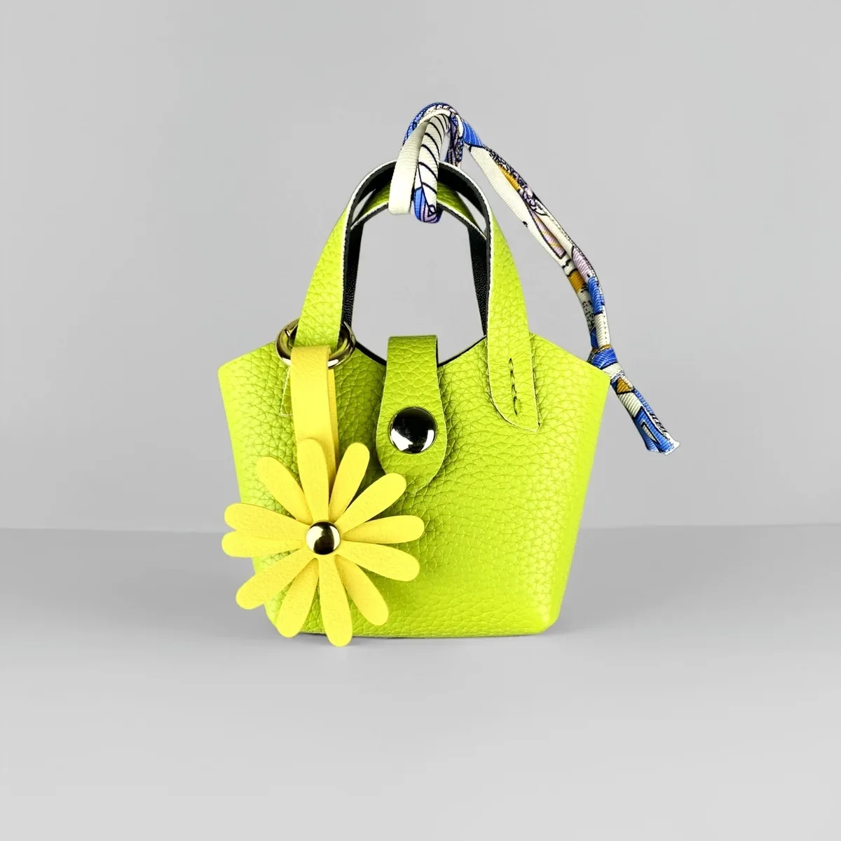 pochette ornementale cuir vert citron motif floral pince elephanțt cadeau voyage accompagnement mini sac écouteurs câbles organisateur