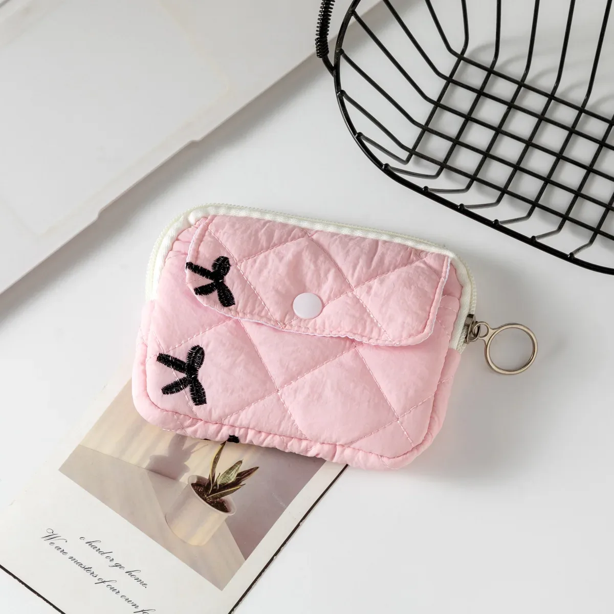 mini sac à cosmétiques carré mignon pour femmes, pochette de rangement pour serviettes hygiéniques, rouge à lèvres, petits sacs de maquillage à fermeture éclair