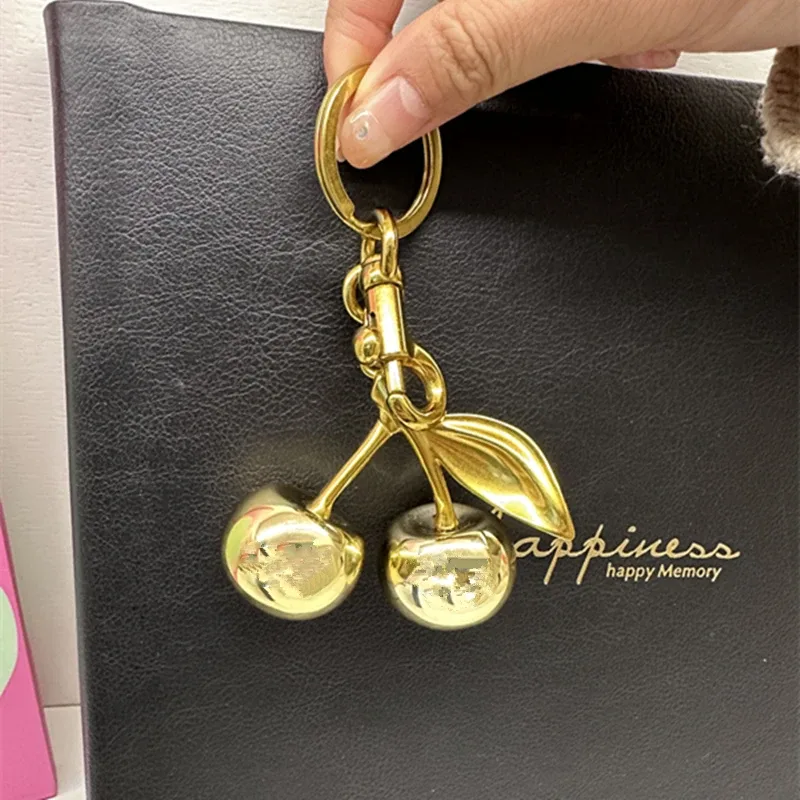 porte-clés cerise doré à paillettes, pendentif cerises pour sac à main d'entraîneur, sacs à bandoulière, breloque pour sac pour femmes, accessoires cadeau