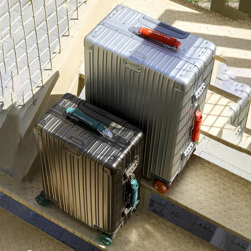 nouveau bagage tout en alliage de magnésium 100% valise à main de grande capacité de 28 pouces taille de cabine de 20 pouces avec verrouillage par mot de passe