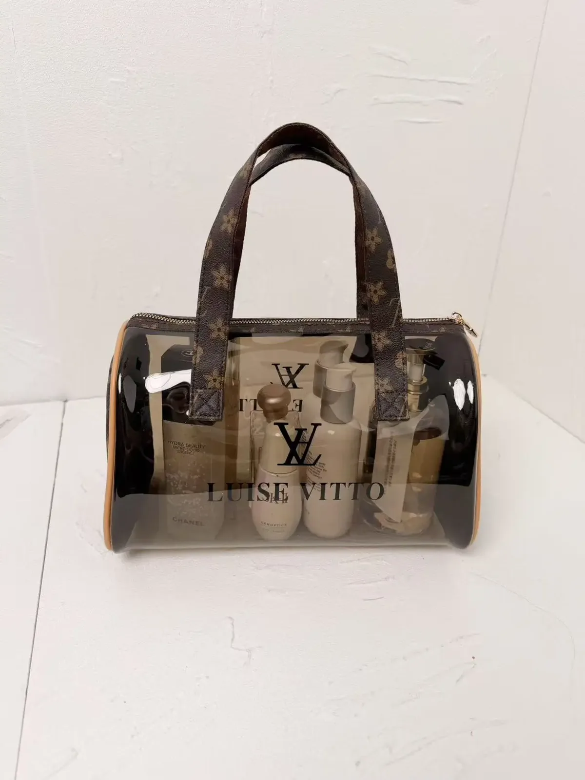la trousse de toilette pero storecompact convient pour la salle de sport, la natation, le camping et les courtes vacances de week-end.