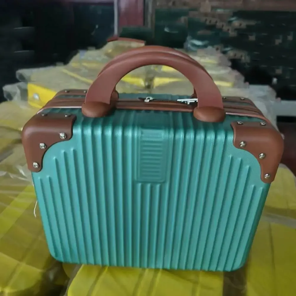 ventes flash : valise de voyage 14 pouces, mini trousse de maquillage, organiseur de cosmétiques, boîte à cosmétiques pour femmes