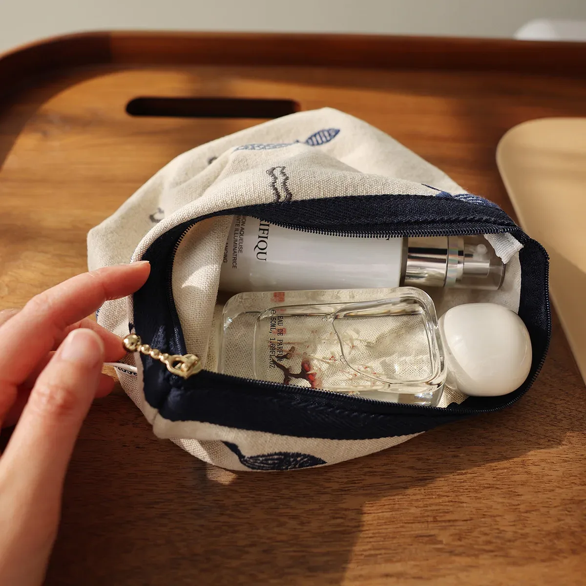 trousse de maquillage brodé style ethnique, sac de rangement simple et portable avec fermeture éclair, sac à main artisanal de taille moyenne