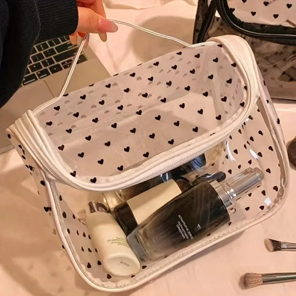 sac de maquillage portable grande capacité en maille, motif cœur, avec fermeture éclair, organiseur de toilette, sac de rangement transparent pour extérieur