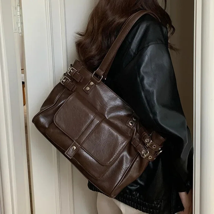 sacs à main pour femmes rivet, grande capacité, cuir pu de haute qualité, sacs à bandoulière pour femmes, sacs à main pour femmes pour les trajets quotidiens, grand sac à main pour femmes