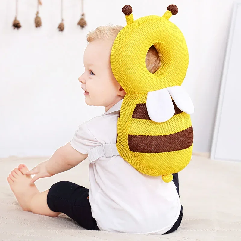 coussin sécurité bébé insecte rayures jaune marron oreilles ailes blancs bandes sécurité tissu doux confortable