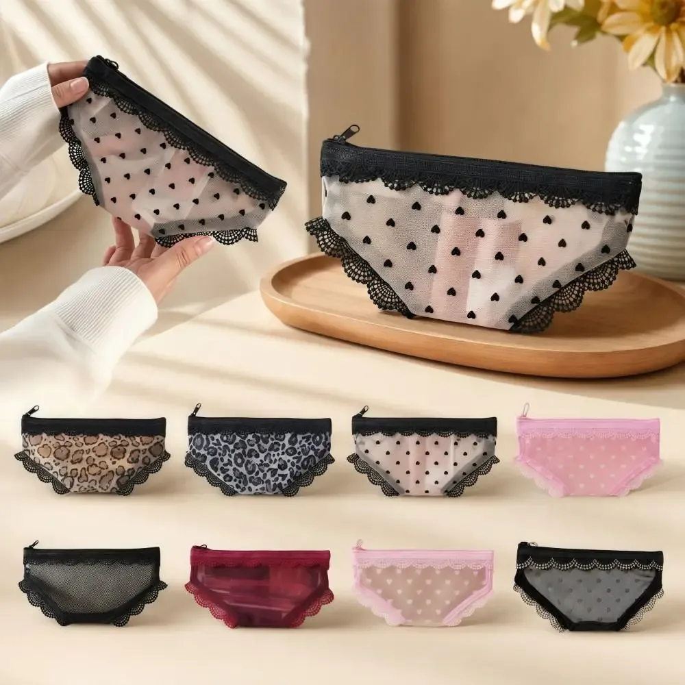 pochette de rangement cosmétique unique en forme de slip, en dentelle et maille, motif cœur, style y2k, transparente, pour maquillage et articles de toilette, idéale pour le voyage
