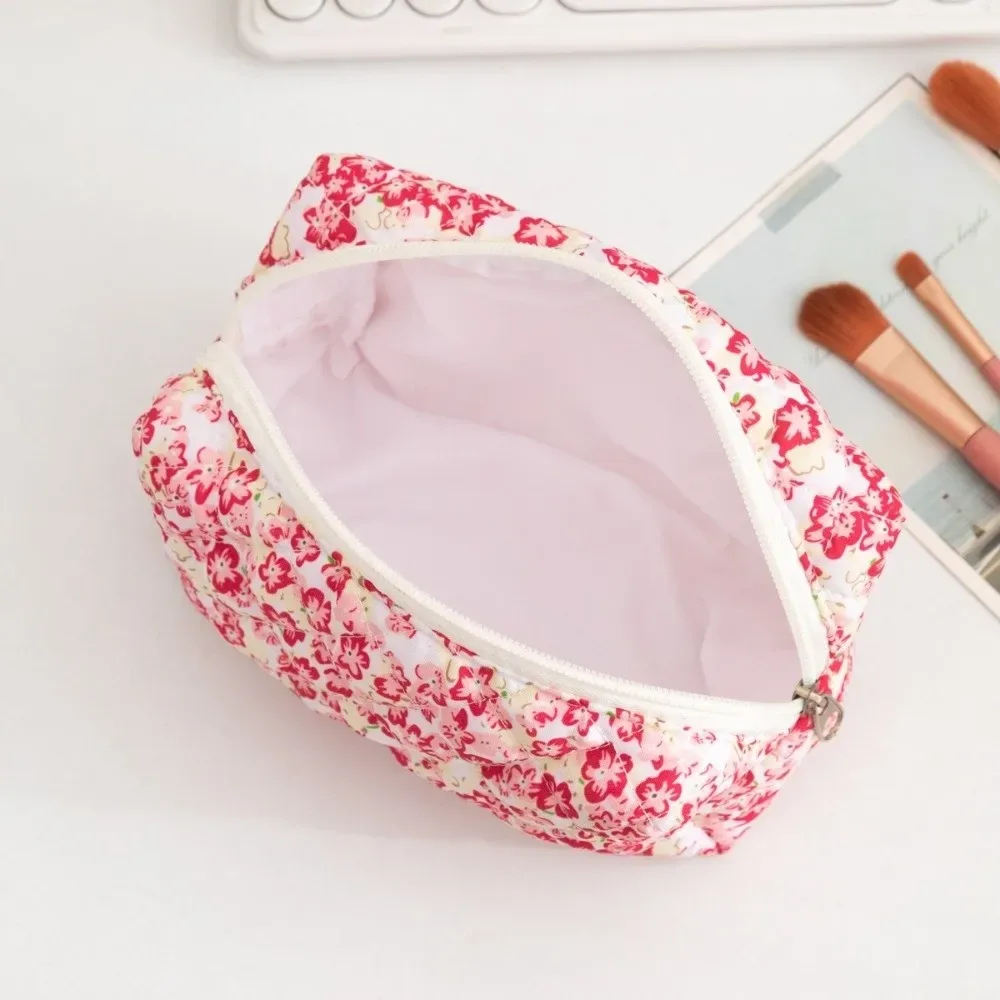 Nouvelle trousse de maquillage en coton matelassé à fleurs, grande capacité, légère, organiseur de cosmétiques multifonctionnel, trousse de toilette pour femmes