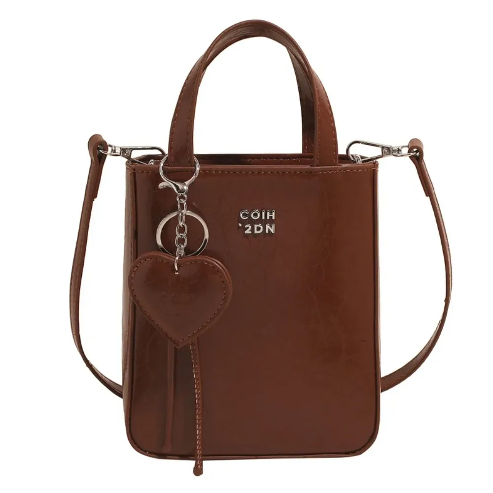 sac à bandoulière en cuir pu pour femmes, petit sac carré chic et polyvalent avec pendentif porte-clés d'amour, sacs à bandoulière de haute qualité