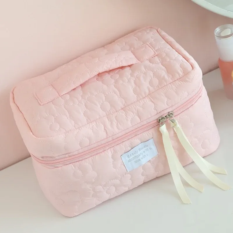 nouvelle trousse de toilette de voyage style ins couleur bonbon, sac de maquillage léger et luxueux pour femme, trousse à rouge à lèvres portable