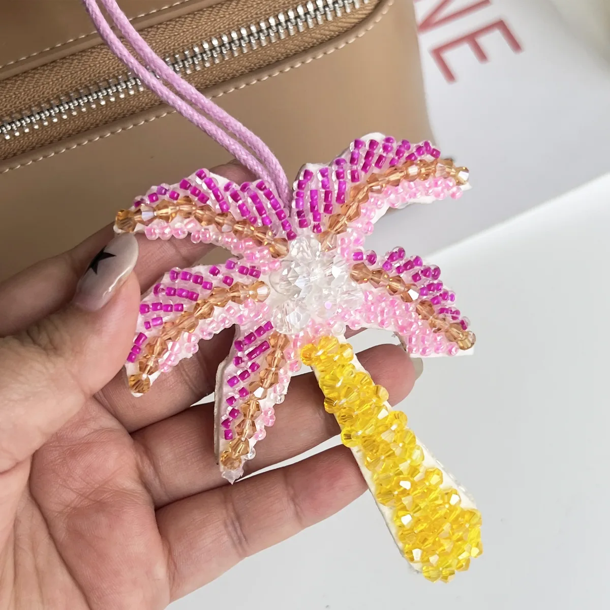 sac à bandoulière en forme de cocotier, chaîne en diamant de luxe légère, pendentif de sac à cosmétiques, accessoires décoratifs, pompon, bijoux, porte-clés, nouvelle collection