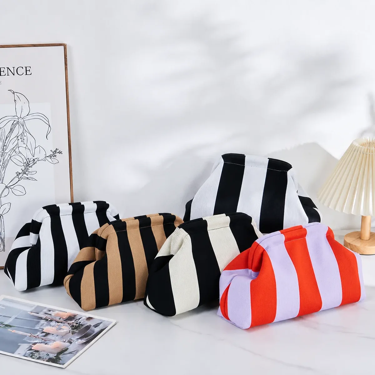 organisateur de maquillage portable, pochette tendance à motifs variés, sac à cosmétiques à main, sac à cosmétiques léger en tricot pour les trajets quotidiens