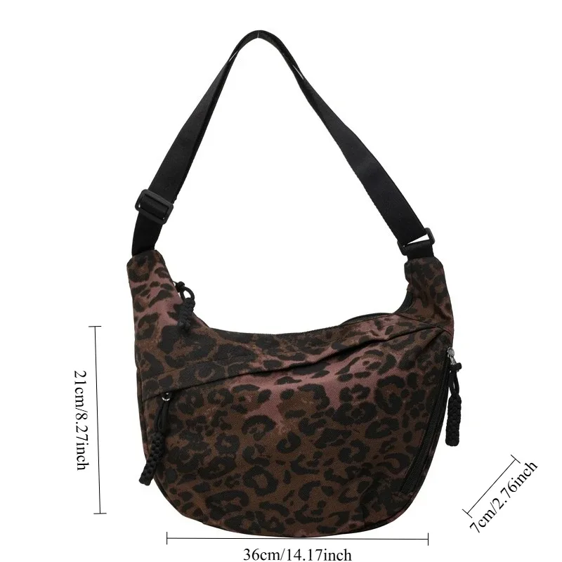 sac hobo imprimé léopard unique, sac à bandoulière sportif pour les déplacements, tout rond, sac à cosmétiques polyvalent et élégant pour femmes