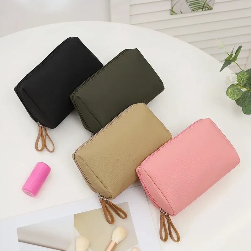 pochette de maquillage en cuir de couleur unie pour femme, pochette cosmétique à fermeture éclair pour fille, sac de rangement portable pour rouge à lèvres, trousse de toilette, organiseur