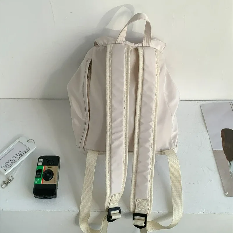 sac à dos coréen grande capacité avec rabat, nouveau sac à dos décontracté en nylon, sac à dos de sport polyvalent et tendance pour étudiants