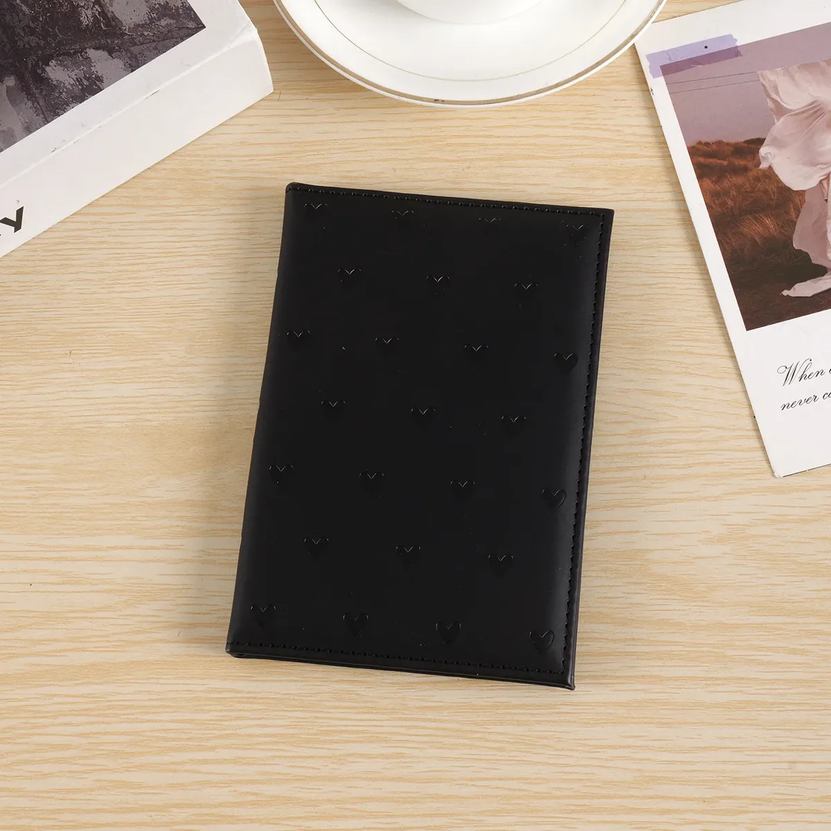 portefeuille de voyage à imprimé cœur mignon pour femmes, couverture de passeport en cuir pu, porte-passeport, accessoires de voyage, étui de protection pour documents