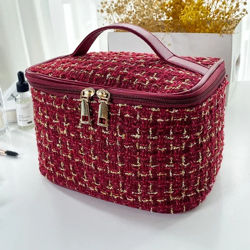 nouveau sac à maquillage tricoté pour femme 2026 – trousse de maquillage portable et tendance grande capacité bx100