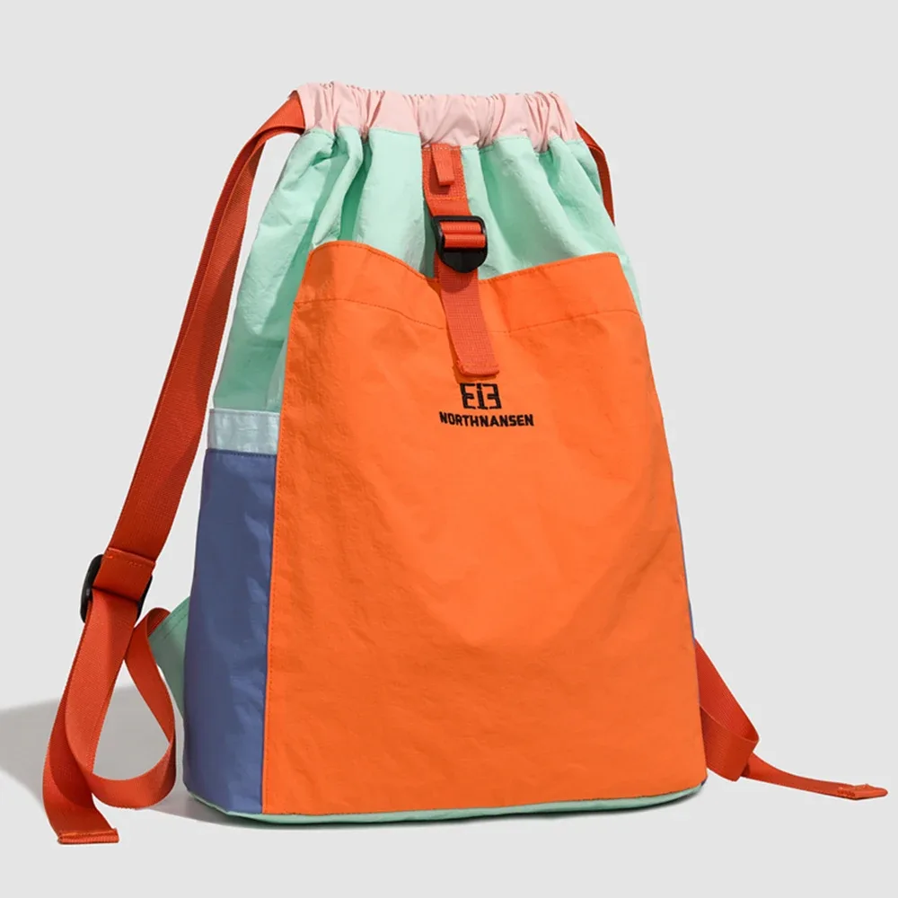 sac à dos de sport multi-tons en patchwork avec cordon de serrage, sac à dos spacieux en nylon, sac durable pour l'entraînement de tennis, la randonnée et les voyages de week-end