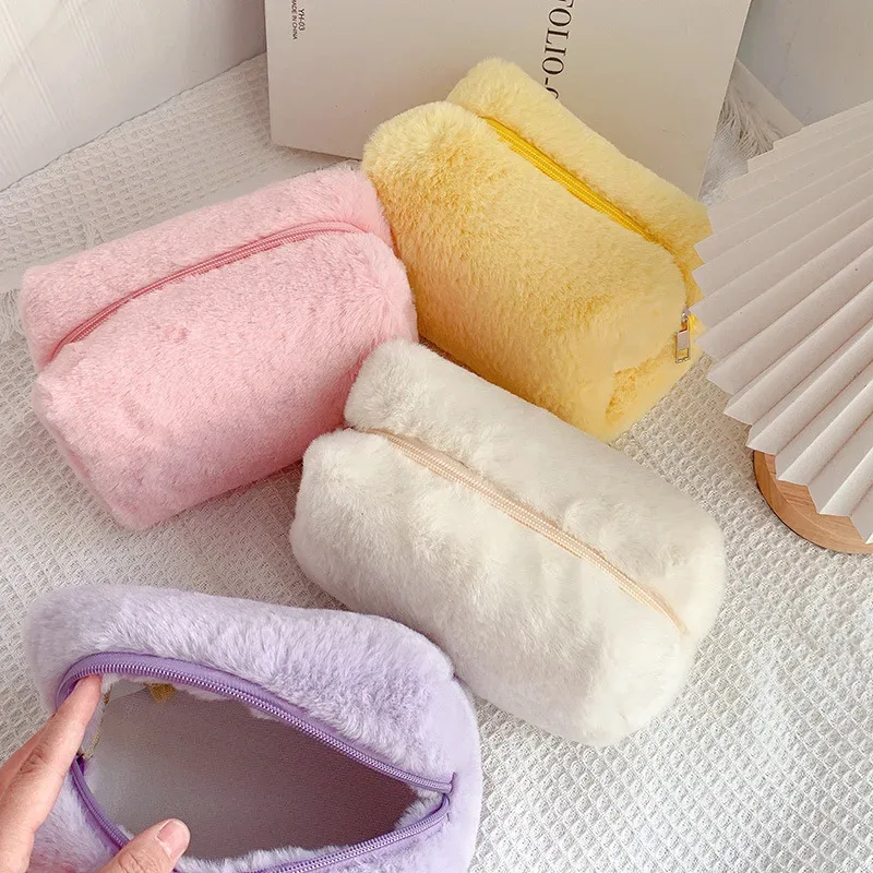 grand sac à cosmétiques de couleur unie à fermeture éclair, trousse de maquillage en fourrure mignonne pour femmes, trousse de toilette de voyage, pochette de lavage, pochette pour stylos en peluche