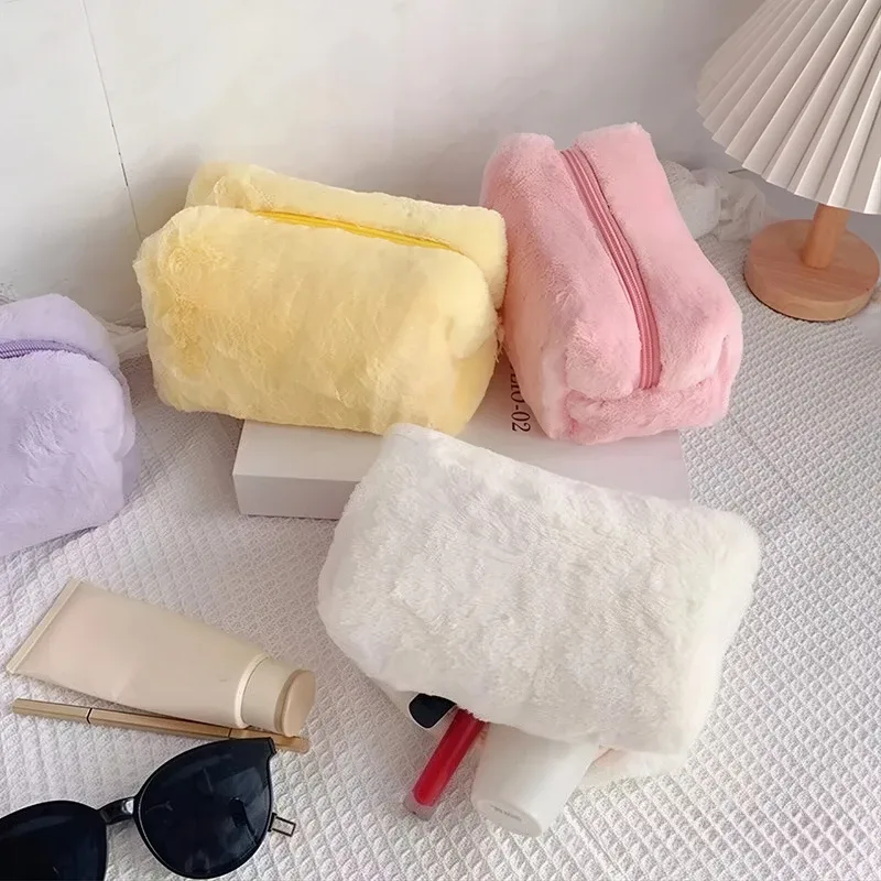 sac de maquillage en peluche grande capacité avec fermeture éclair, pochette portable pour voyage, organisateur de toilette pour femmes et filles, rangement quotidien en extérieur