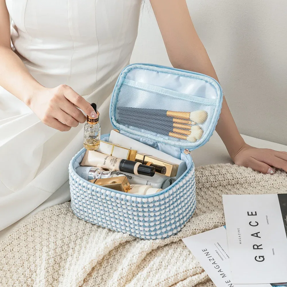 sacs de maquillage en peluche pour femmes, trousse à cosmétiques à fermeture éclair à carreaux, étui portable pour poudres de stockage d'évaluation cosmétique