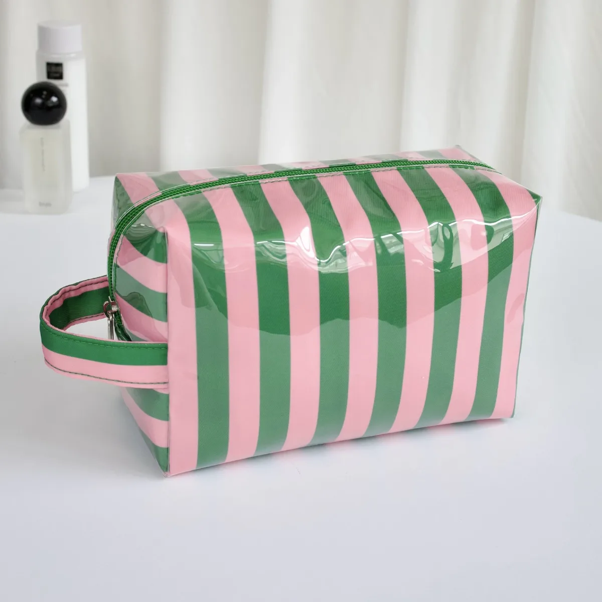 trousse de toilette rayée avec nom brodé, portable, imperméable, multifonctionnelle, cadeau pratique pour demoiselle d'honneur de mariage