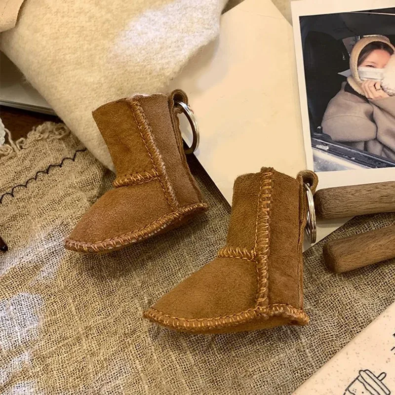 porte-clés mignon pour sac à dos, accessoire de sac à dos, bottes, décor de téléphone, cadeau d'hiver, pendentif de sac de luxe à la mode