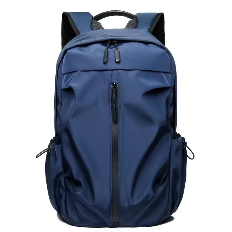 sac à dos pour homme résistant à l'eau avec des compartiments spacieux, idéal pour les ordinateurs portables, les voyages, les affaires et l'utilisation par les étudiants.