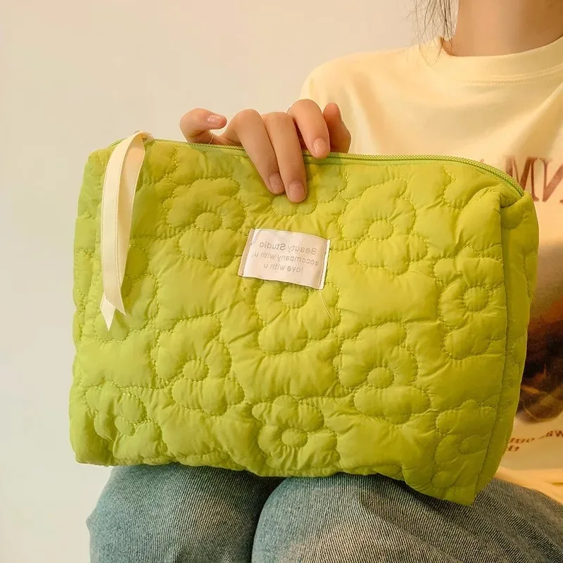 sac de maquillage à motif de fleurs douces pour femmes, organisateur de cosmétiques de toilette, sac à fermeture éclair, pochette de lavage de voyage, sac à cosmétiques, sacs de maquillage féminins