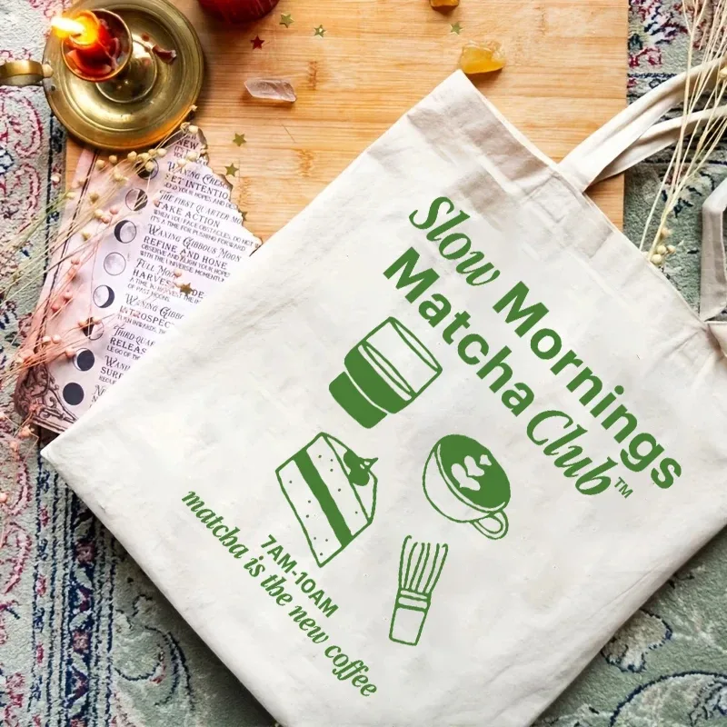 sac fourre-tout en toile à motif matcha latte, sac à bandoulière pour voyage, déplacements quotidiens, sac de courses réutilisable pour femmes, cadeau pour les amateurs de matcha, 1 pièce