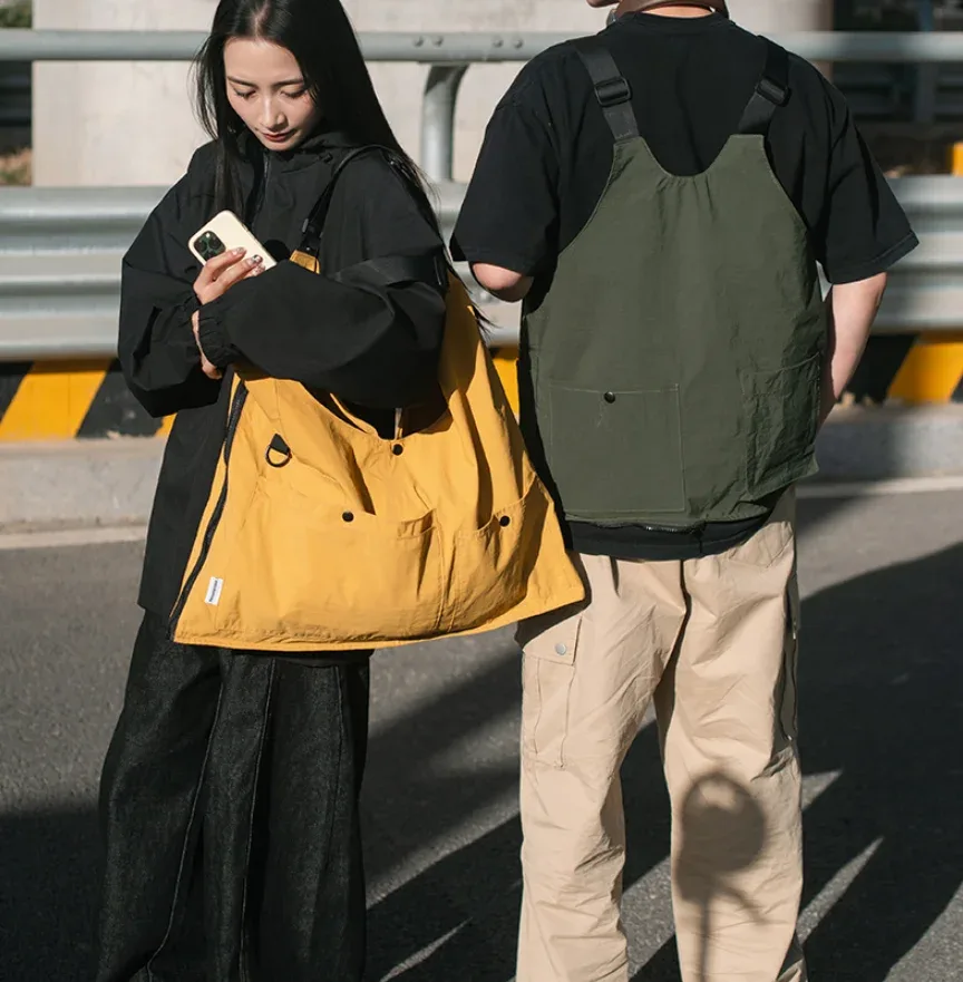 Sac Dos Nylon Jaune Vert Rose Poches Ouvertes Bandoulière Arquée Fermeture Éclair Capacité Inferieure Deuxize Litres Usage Voyage Décontracté Jacquard