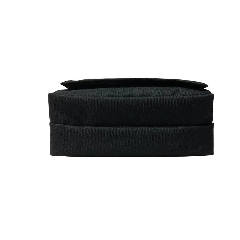 trousse à cosmétiques anime assassination irritation room pour garçons et filles, sac de papeterie pour étudiants, boîte à stylos de grande capacité