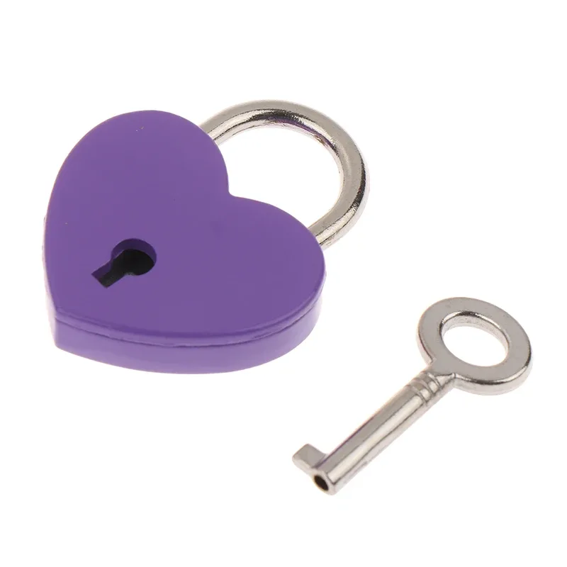 cadenas forme coeur serrure clé verrouiller nylon couleur rose violet bleu rouge or argent format petit usage voyage sécurité bagages identité