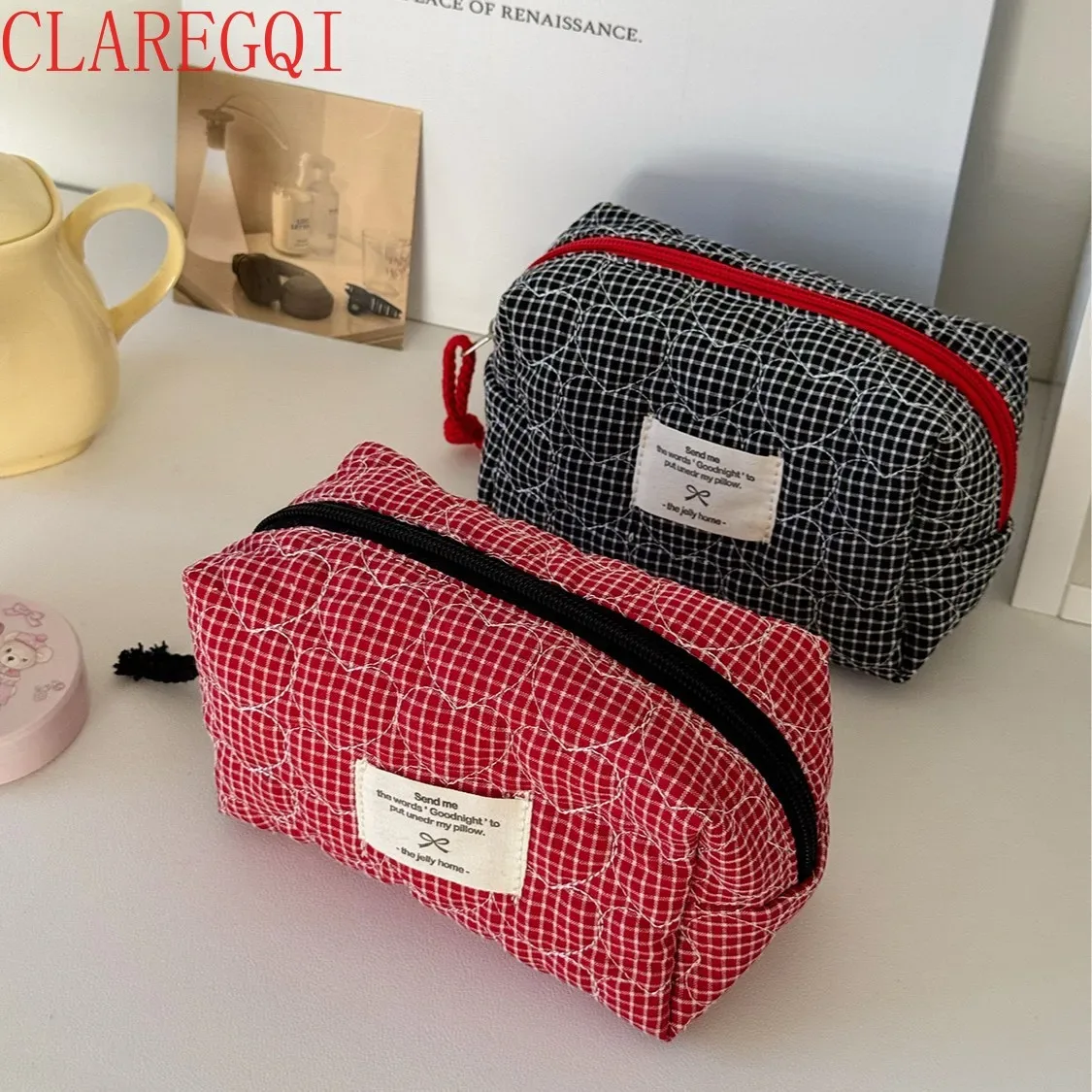 trousse toilette coton rouge noir bleu motif géométrique matelassé portable pliable cosmétiques maquillage voyage