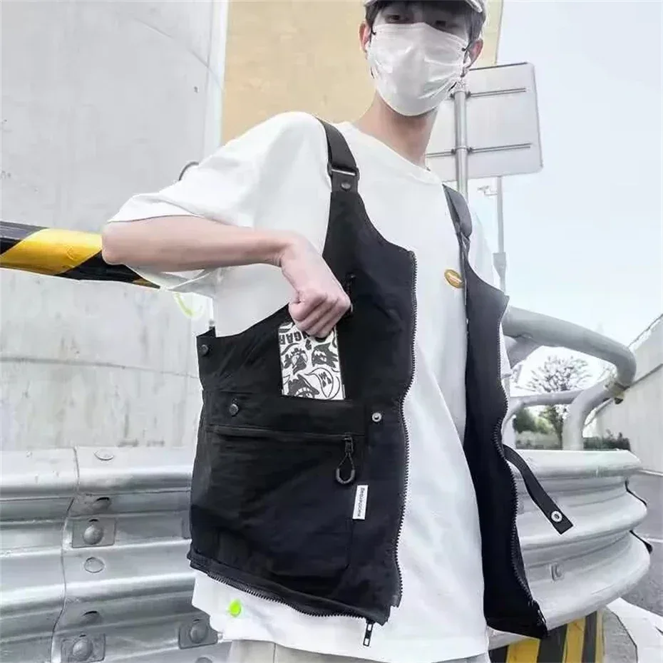 sac dos polyester noir doux hauteur trente quatre largeur quatre longueur soixante usage voyage sport mode