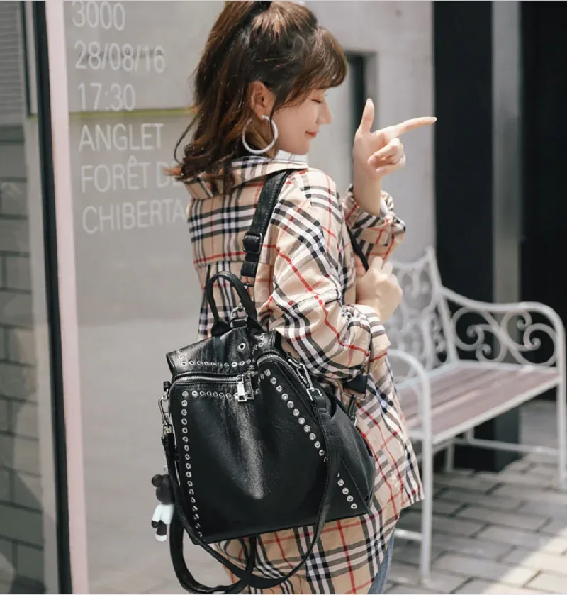 sacs à dos de voyage en cuir véritable de grande capacité pour femmes, sacs à bandoulière de luxe à rivets de styliste, fourre-tout de bonne qualité