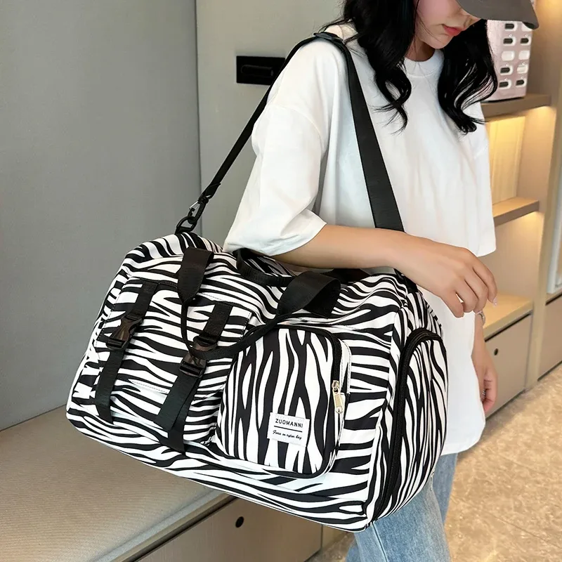 sac de sport tendance à imprimé léopard, sac de week-end, idéal pour les voyages en plein air, la natation, le fitness et le camping